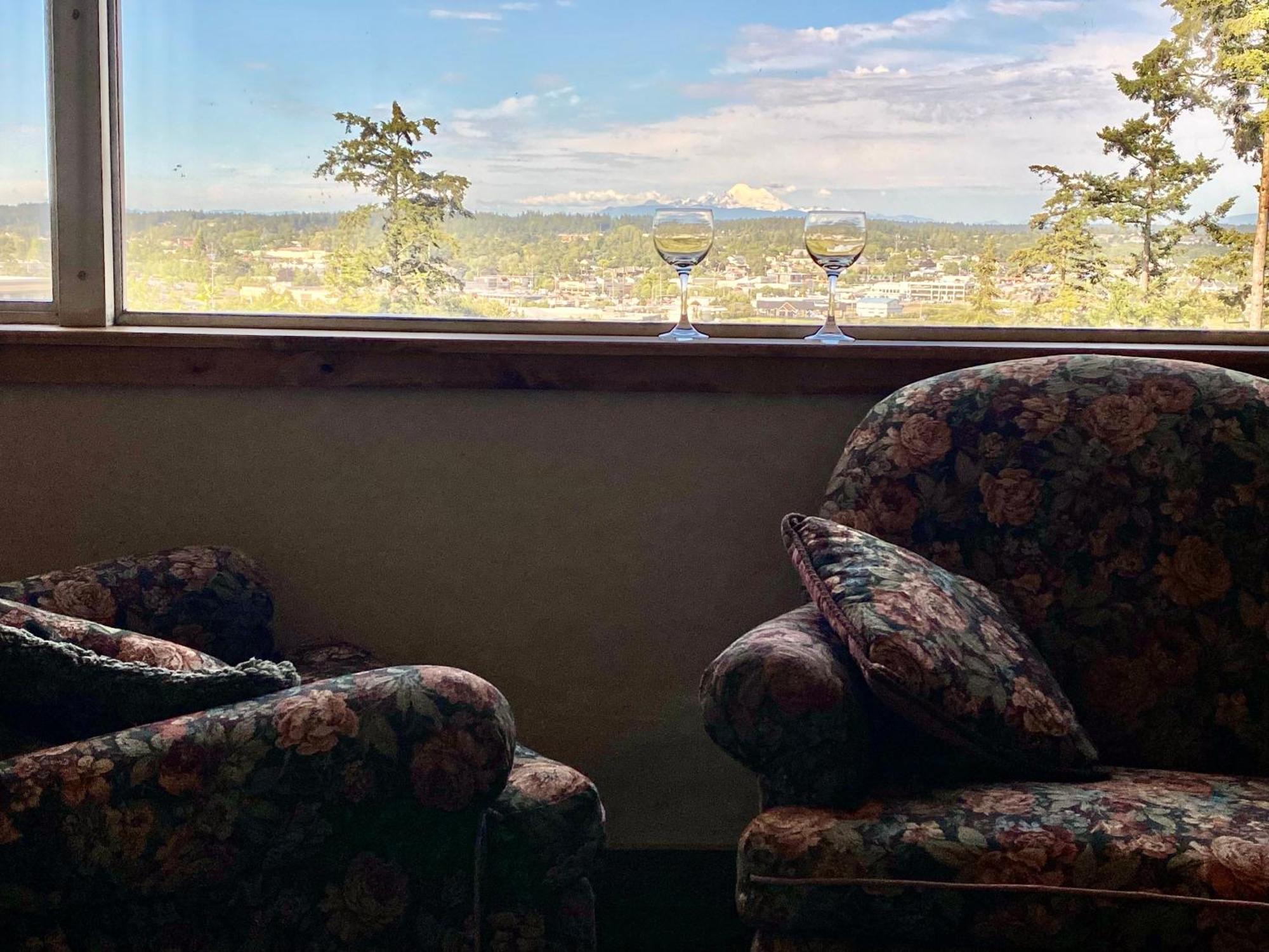 Cabin - Hot Tub - Fire Pit - View - Getaway! Oak Harbor Luaran gambar